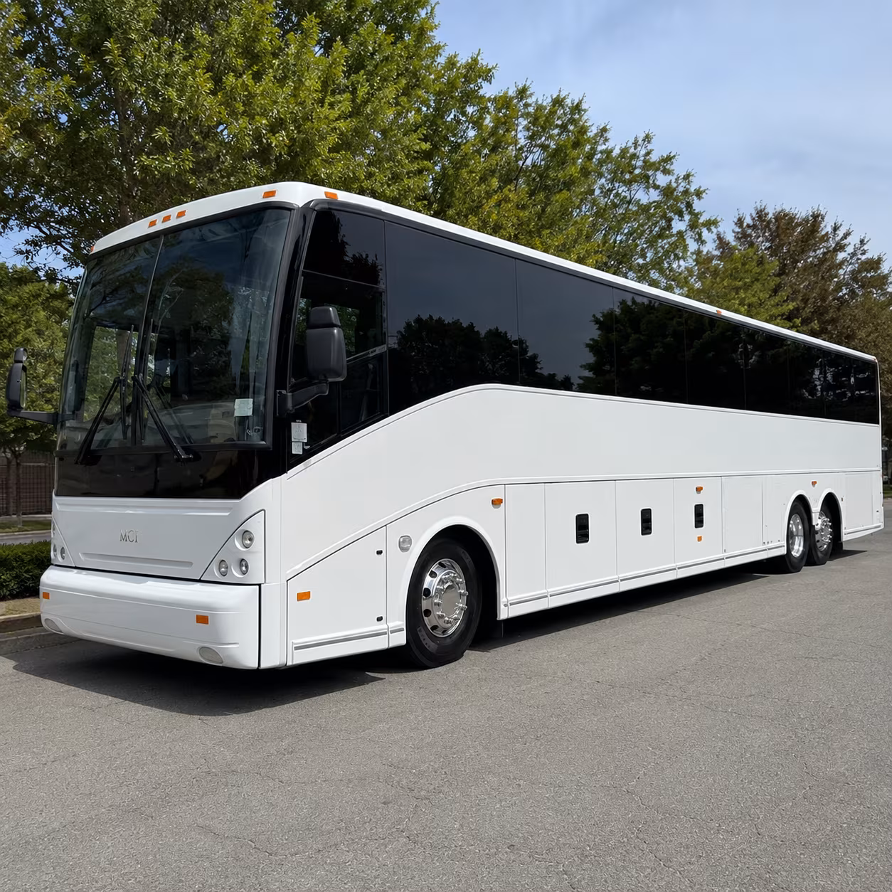 bus rental options for jackson trips