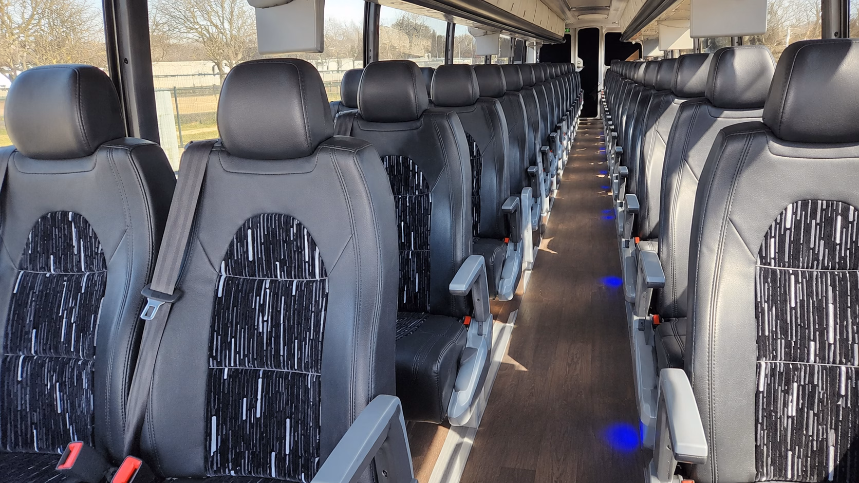 how the type of bus changes the price in jackson mississippi