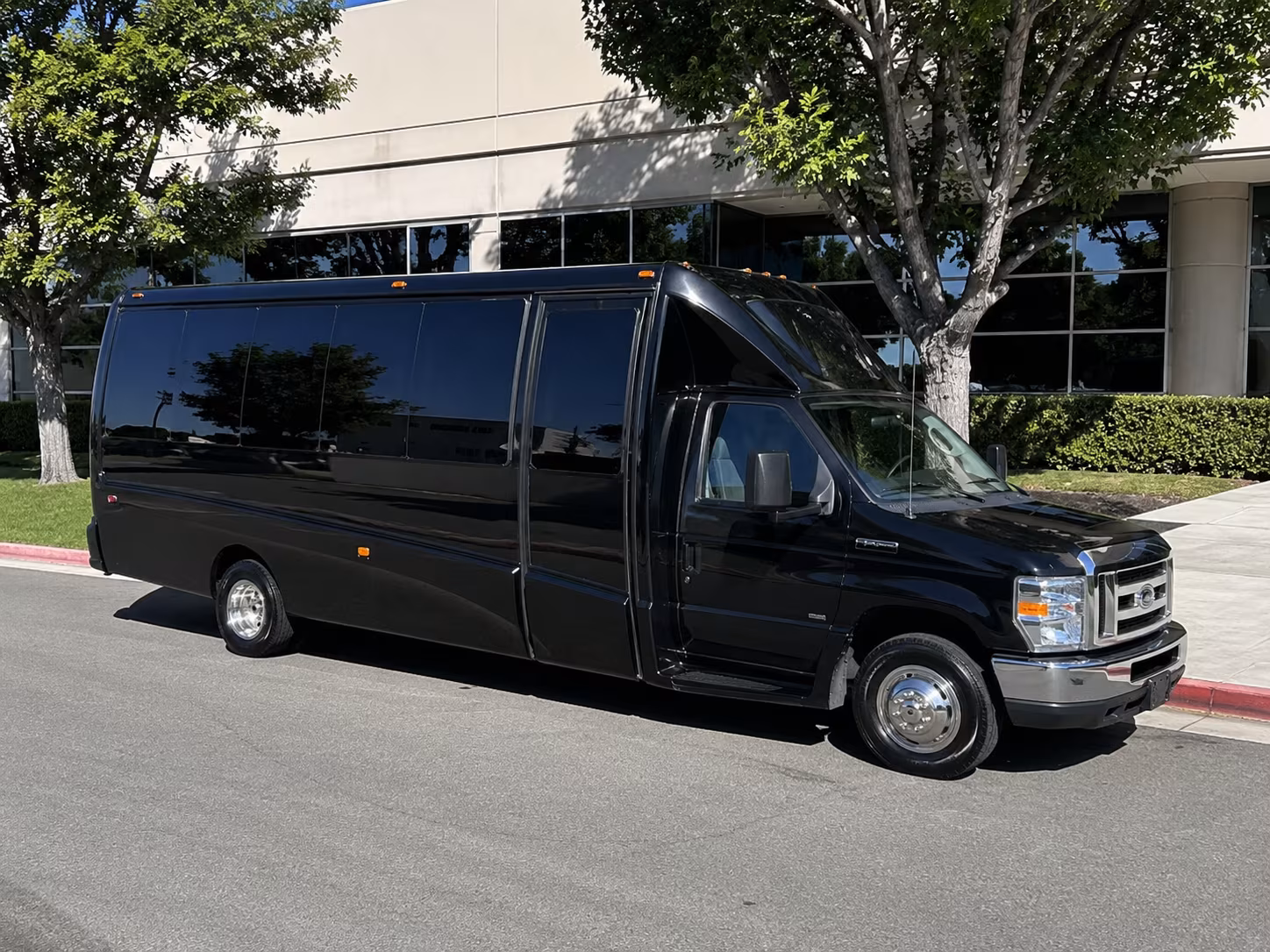 jackson concert party bus rental